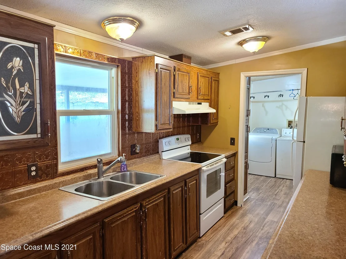 Photo of 17643 Evans Trail