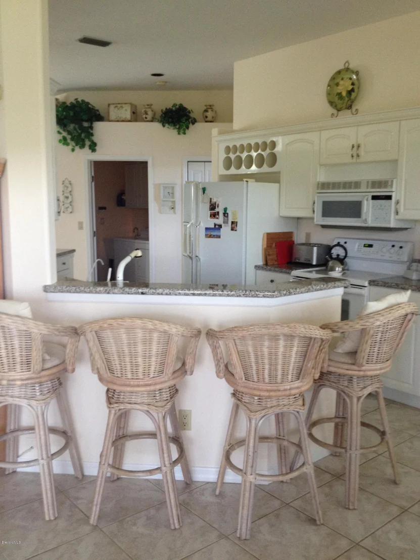 Photo of 2374 Golf Vista Boulevard