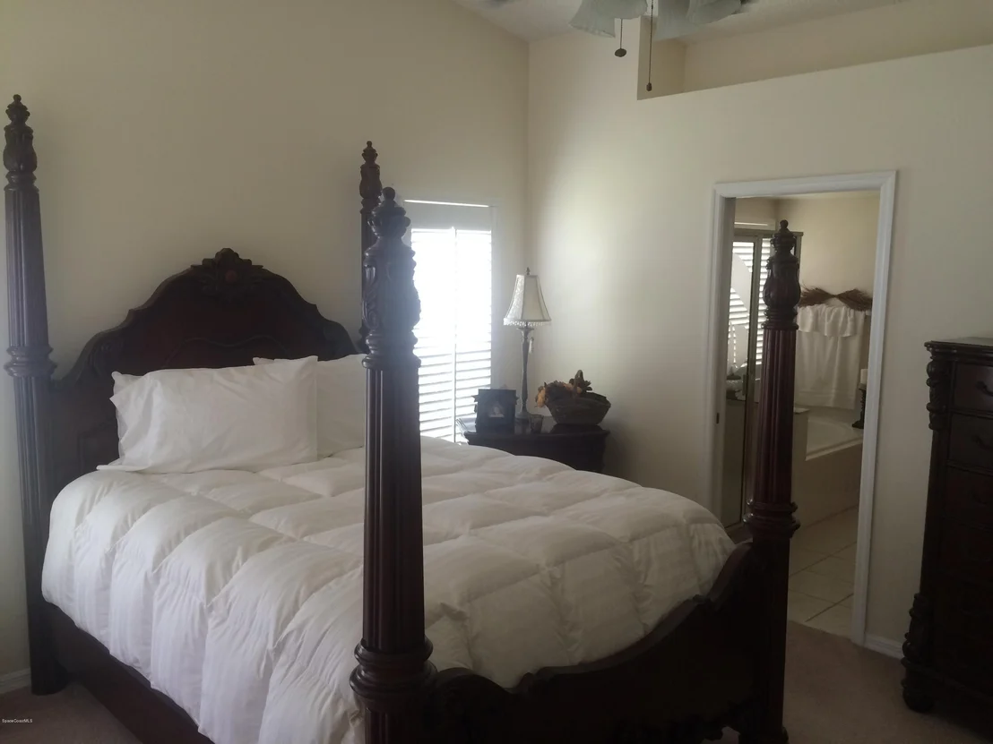 Photo of 8016 Bracken Lane