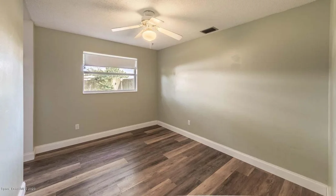 Photo of 1806 Buick Avenue