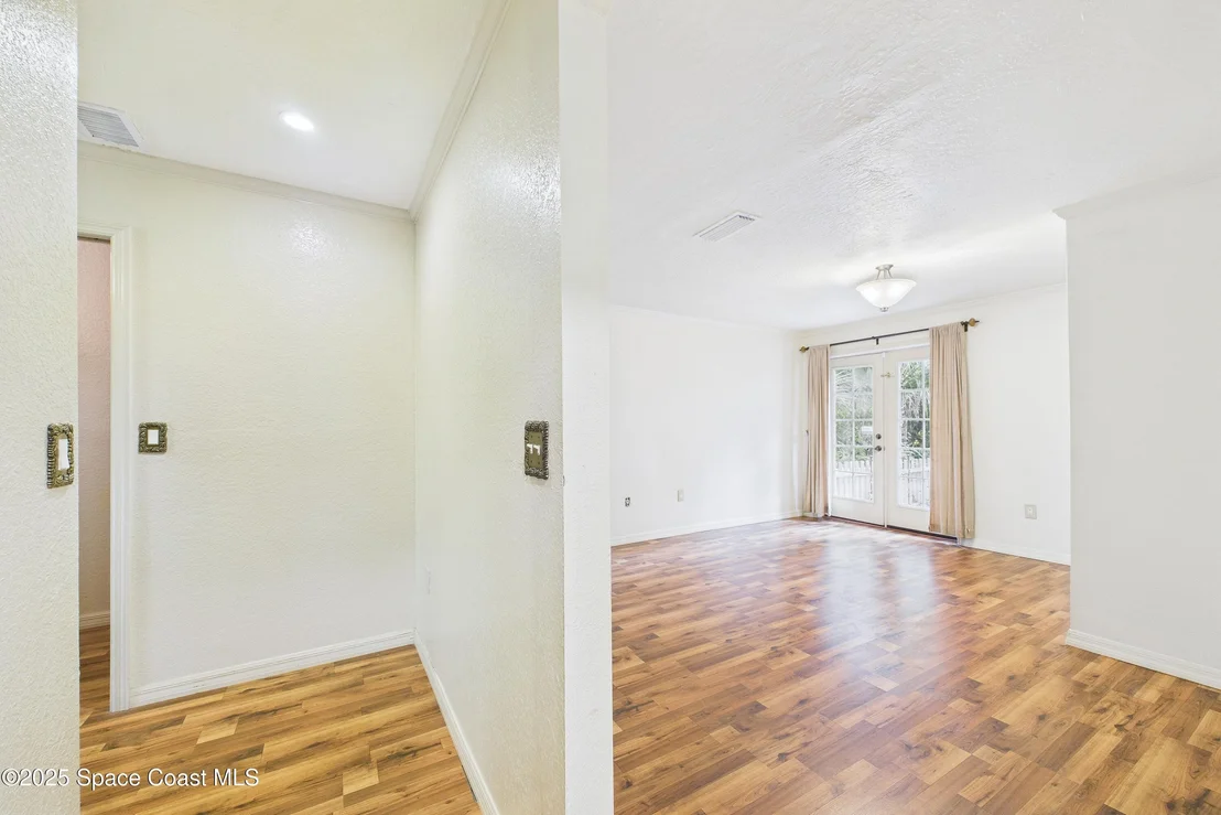 Photo of 3583 James Road