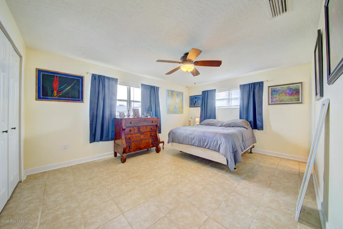 Photo of 907 Jefferson Road
