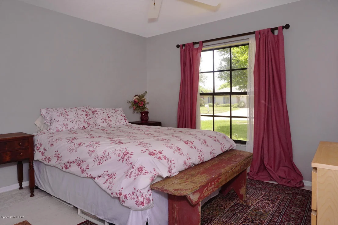 Photo of 3565 Finch Drive
