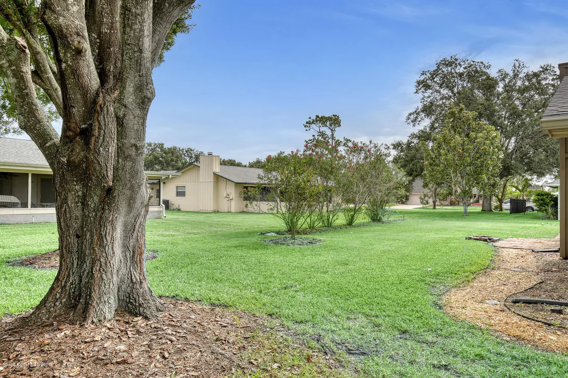 Photo of 1004 Cedarbrook Court