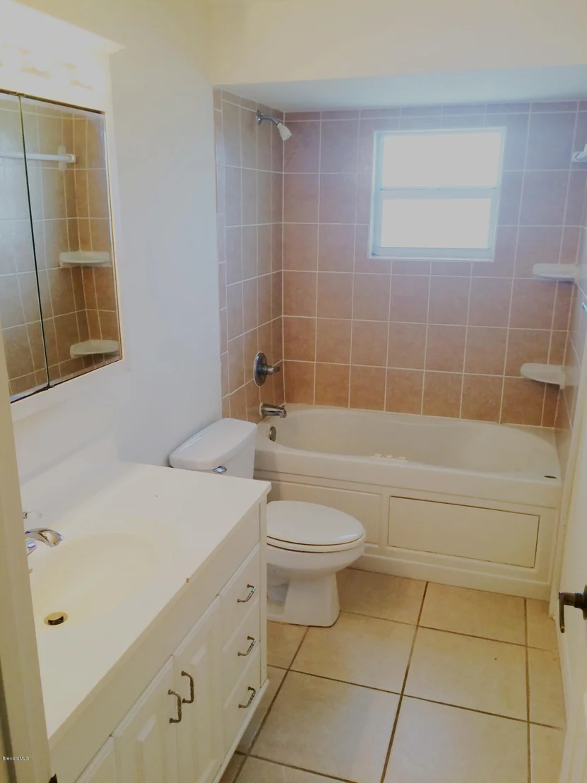 Photo of 567 Croton Road