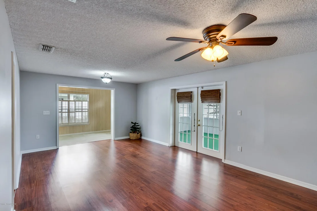 Photo of 6595 Grissom Parkway
