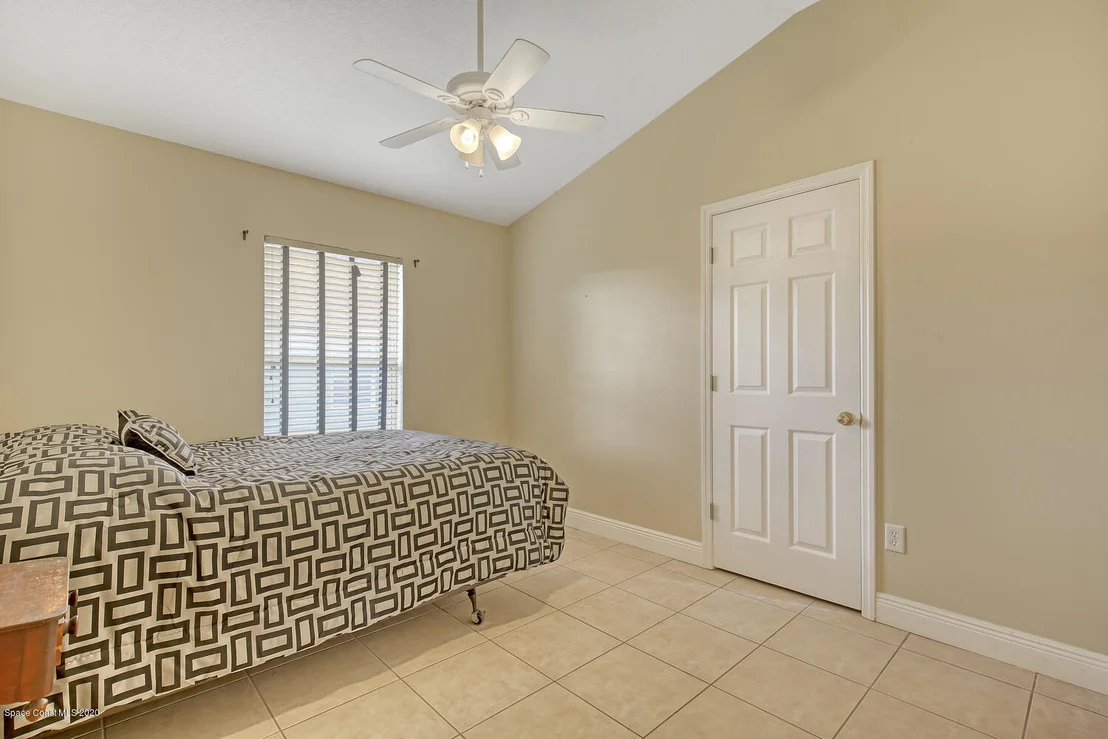 Photo of 2371 Bridgeport Circle