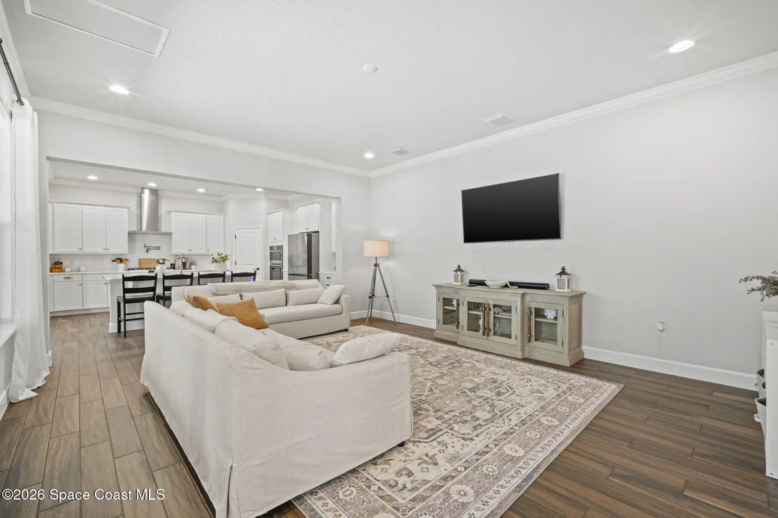 Photo of 8437 Gullen Drive