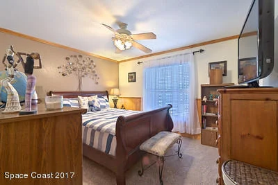 Photo of 870 Spirea Drive