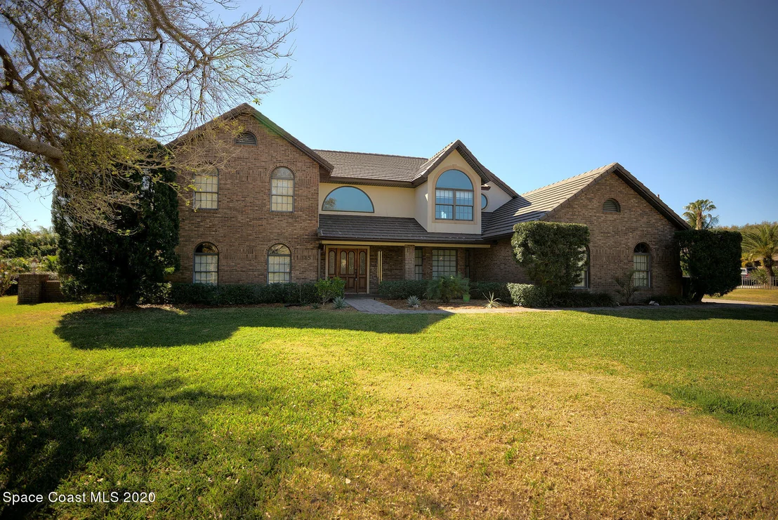 Photo of 145 Utopia Circle