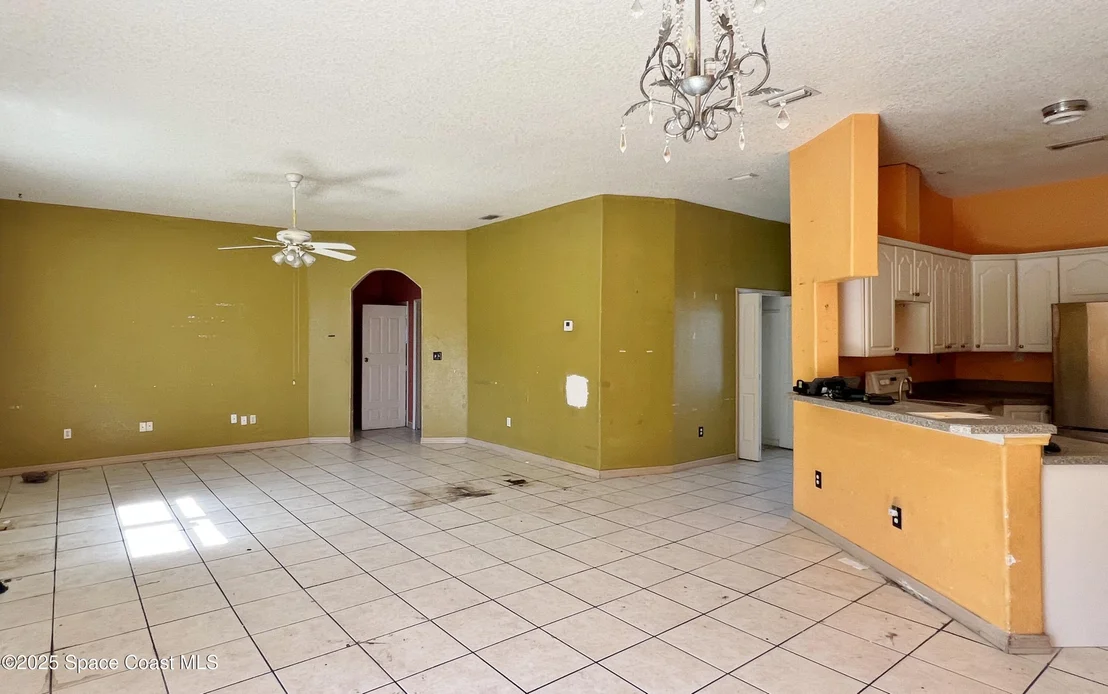 Photo of 4155 Devoe Avenue