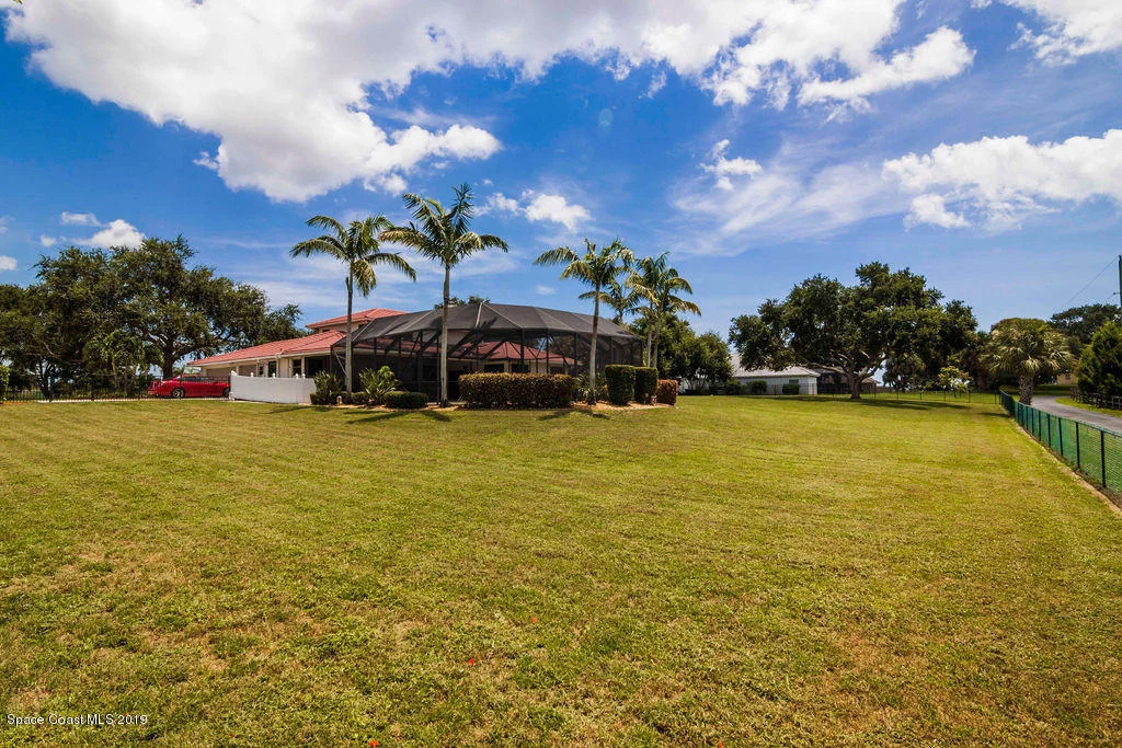 Photo of 280 Utopia Circle