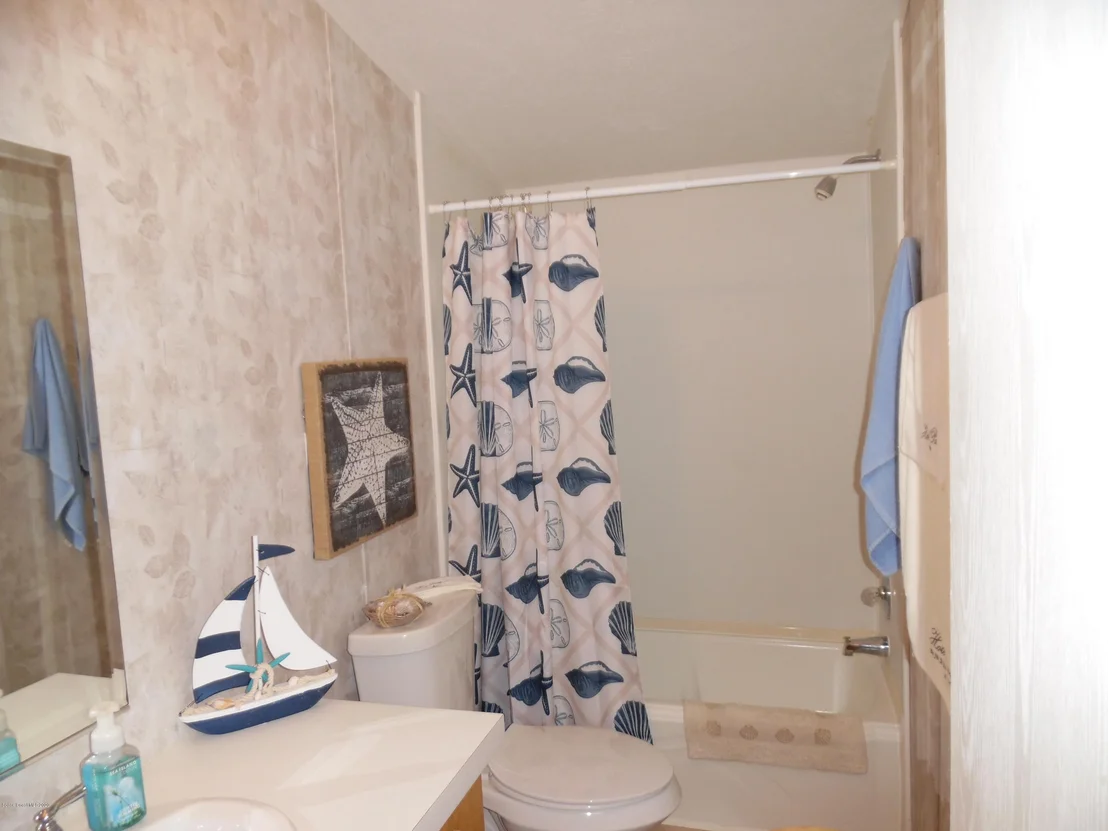 Photo of 327 Pineapple Street