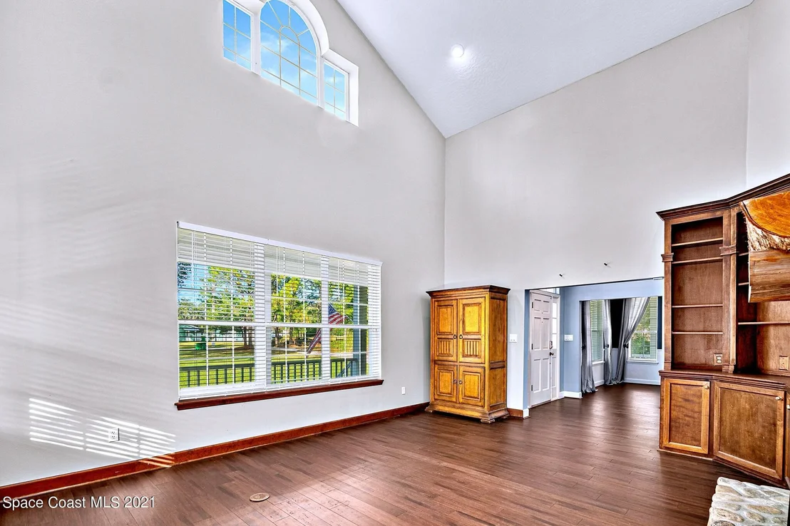Photo of 3575 James Road