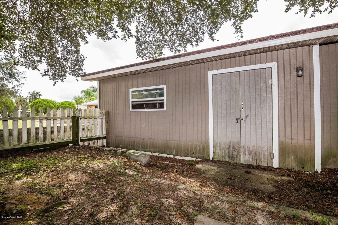 Photo of 327 Ash Street