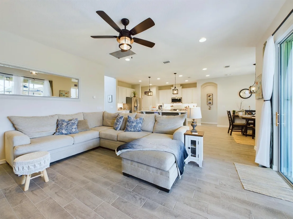 Photo of 8020 Lucent Court