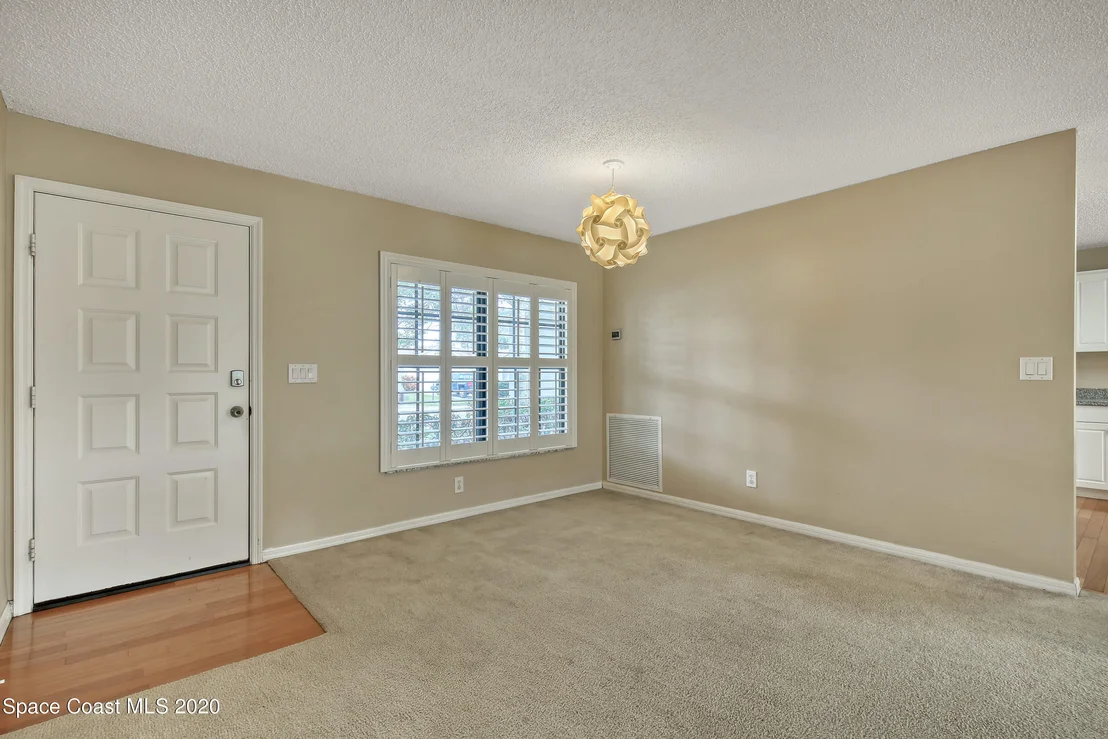 Photo of 2101 Belmont Way