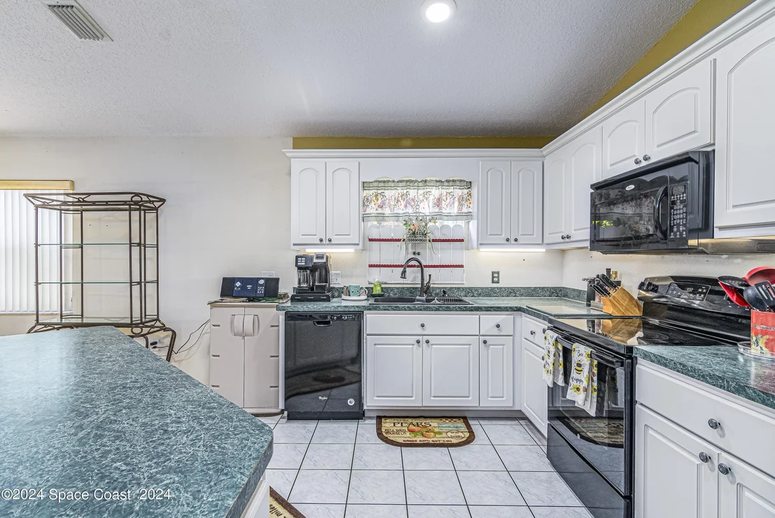 Photo of 1688 Silverado Drive