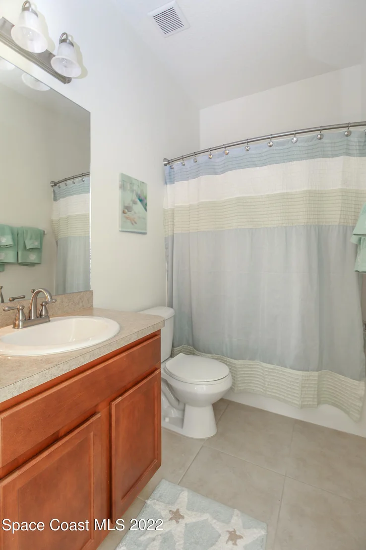 Photo of 3283 Hawthorne Avenue