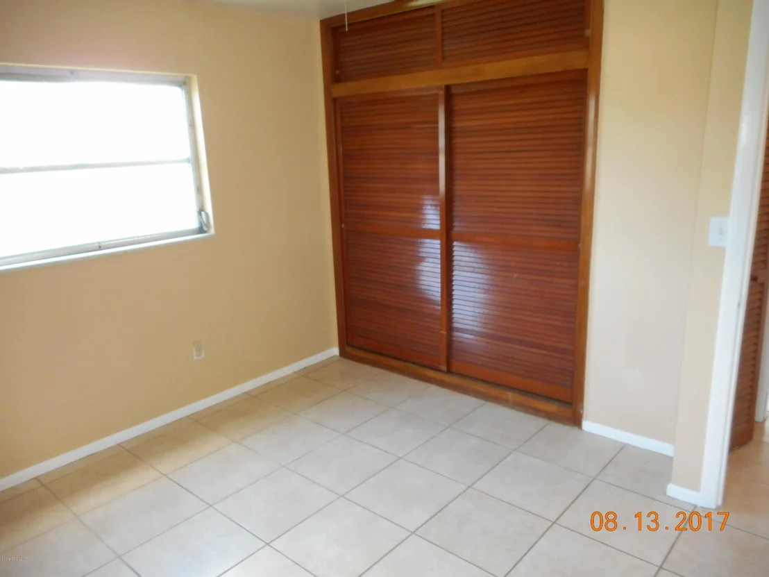 Photo of 1101 Cable Lane NE