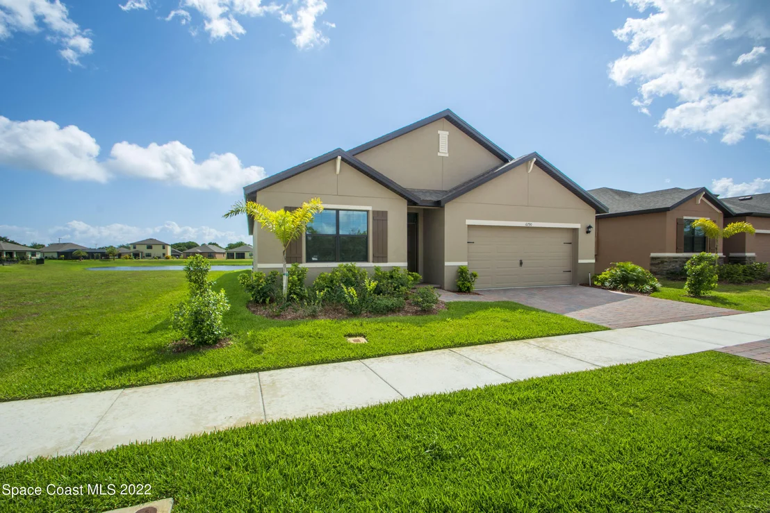 Photo of 6790 Canterbridge Drive