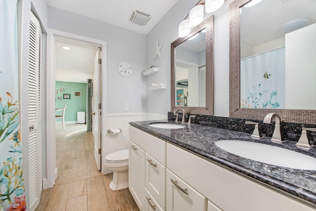 Photo of 229 Chalet Avenue