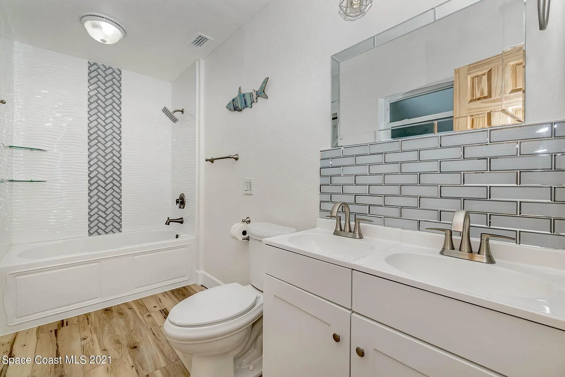 Photo of 332 Apollo Drive