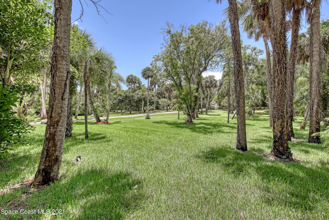 Photo of 1913 Pineapple Avenue