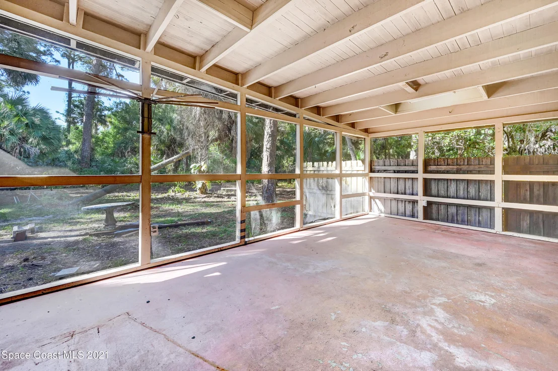Photo of 6699 Sheridan Road