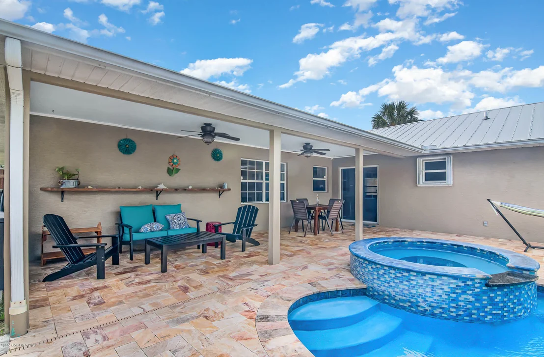 Photo of 779 Carnation Drive
