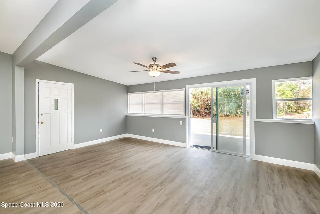 Photo of 1078 Sarno Road