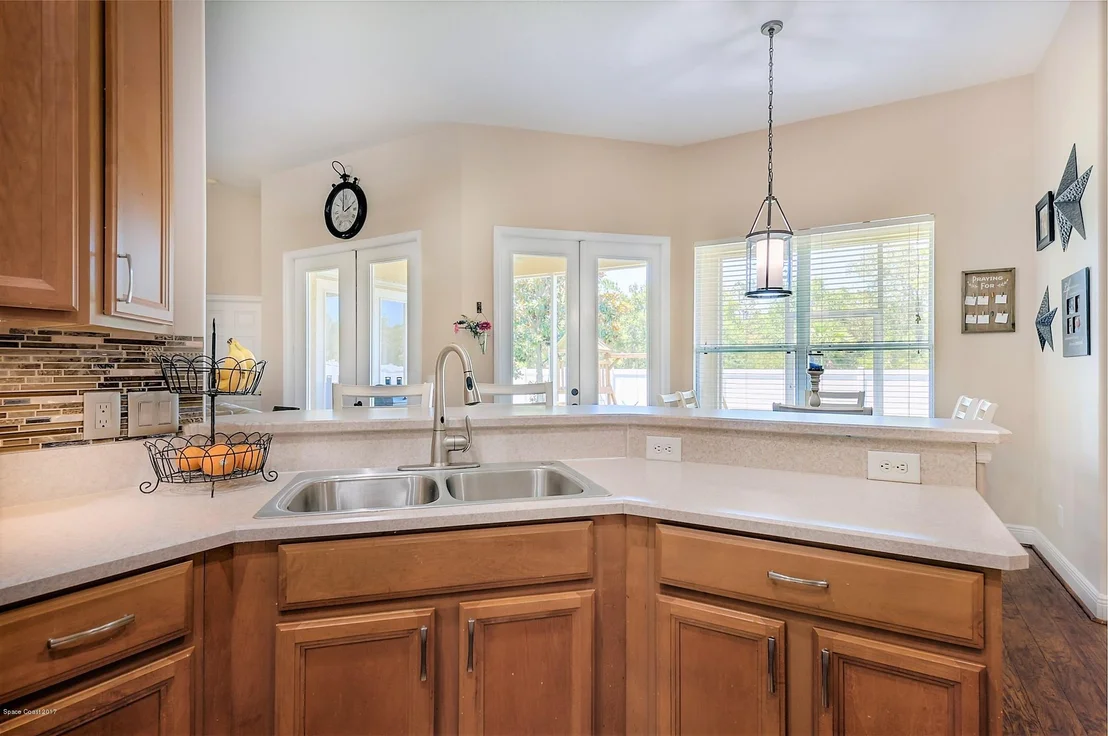Photo of 1611 Whitman Drive