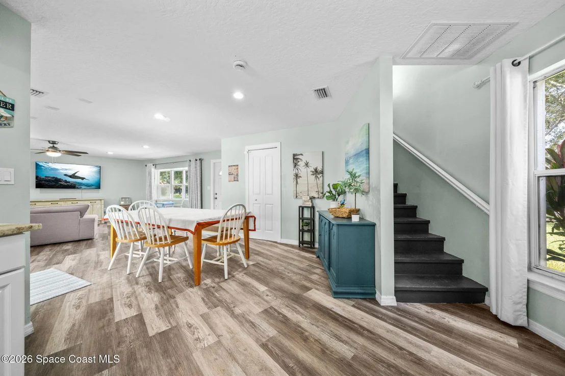 Photo of 232 Circle Drive