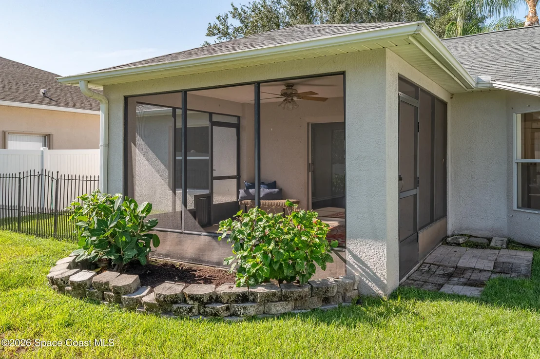 Photo of 883 Del Mar Circle