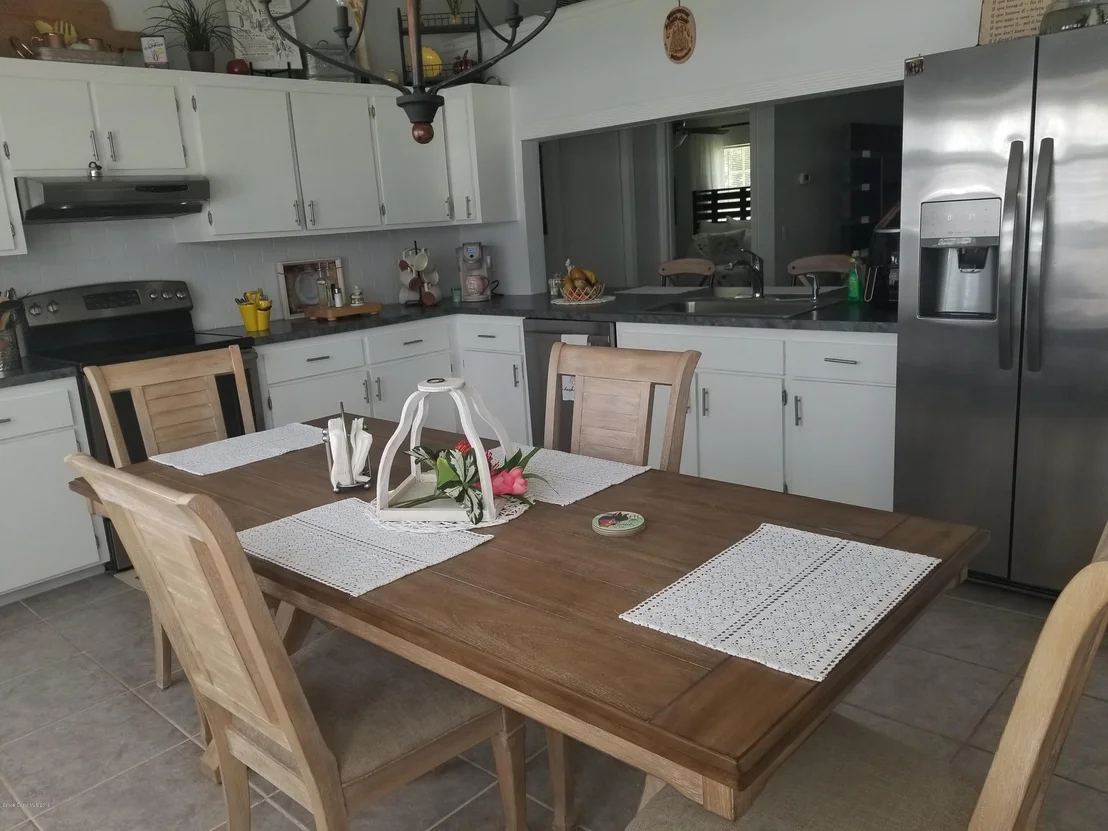 Photo of 5095 Carter Street