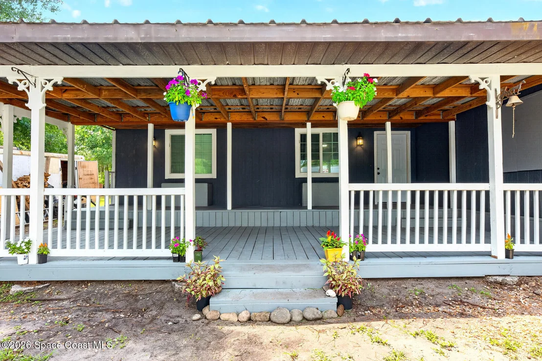 Photo of 4585 Vancouver Avenue