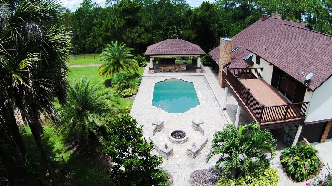 Photo of 4565 Lake Washington Road