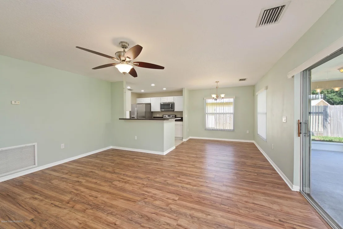 Photo of 1768 Palm Ridge Road