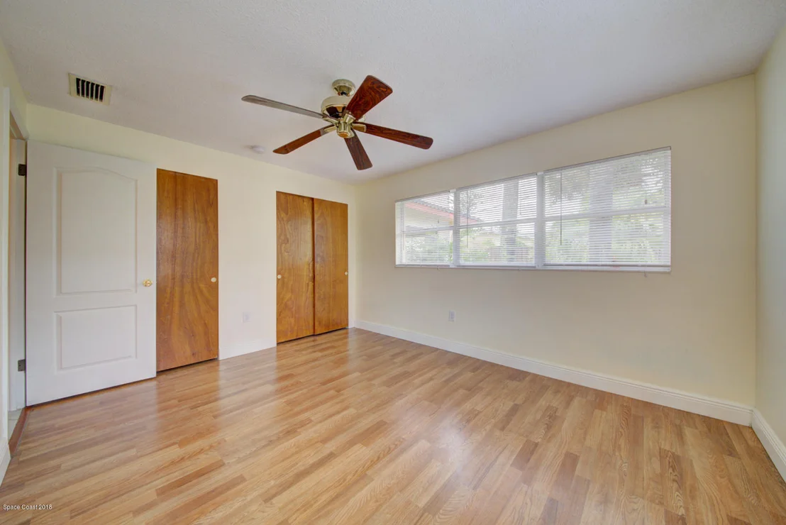 Photo of 356 Dorset Drive