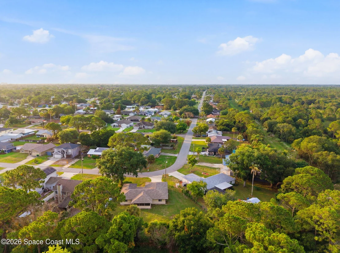 Photo of 5540 Carrick Road