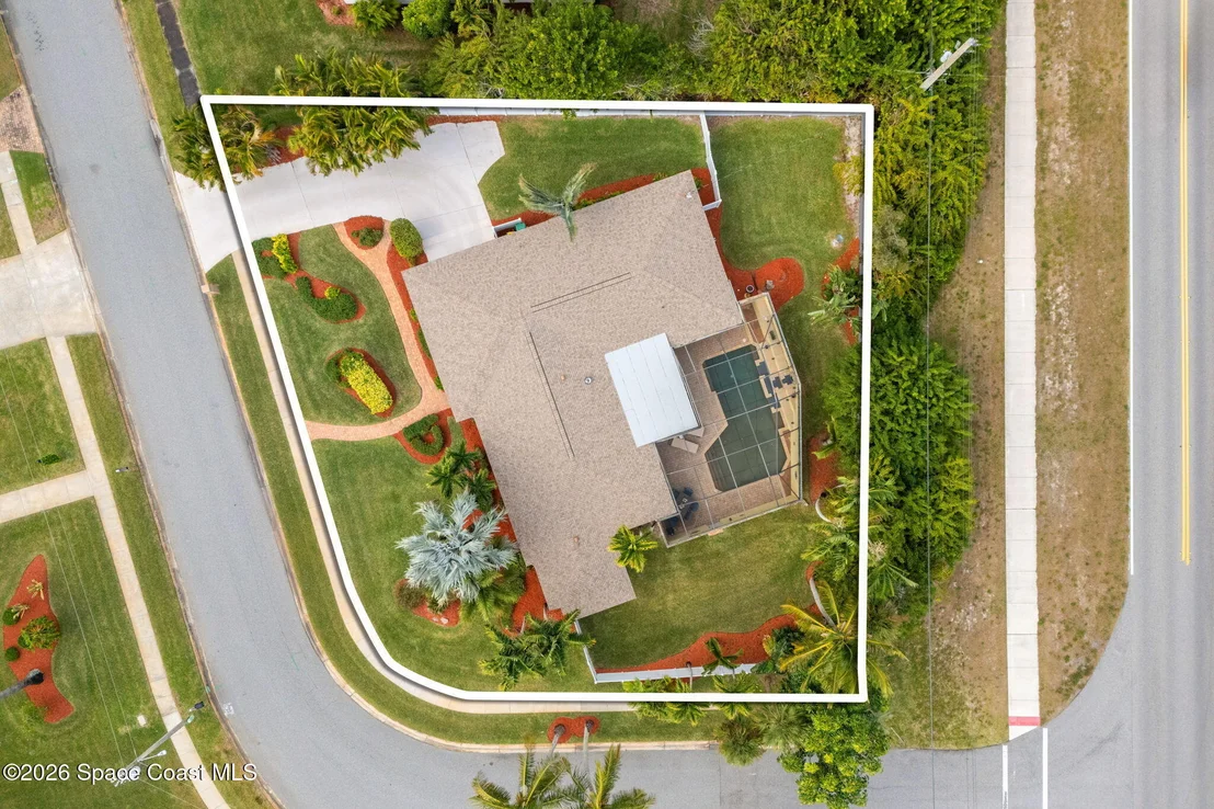 Photo of 704 Malibu Lane