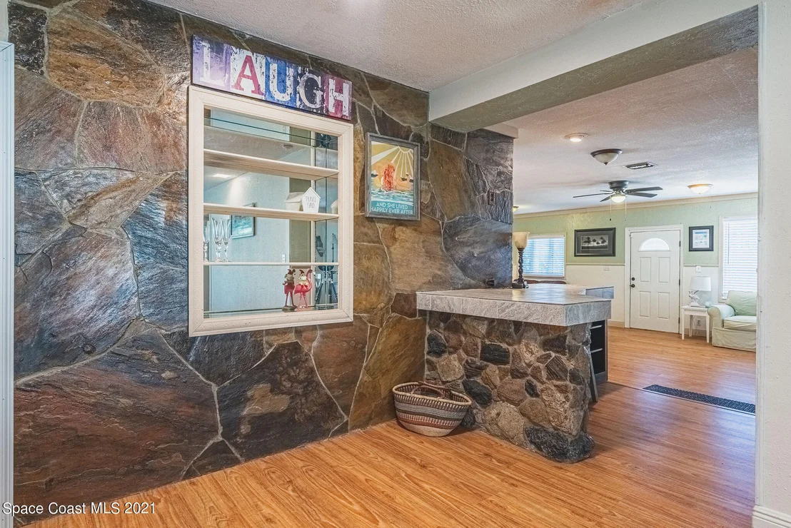 Photo of 1545 Echo Drive