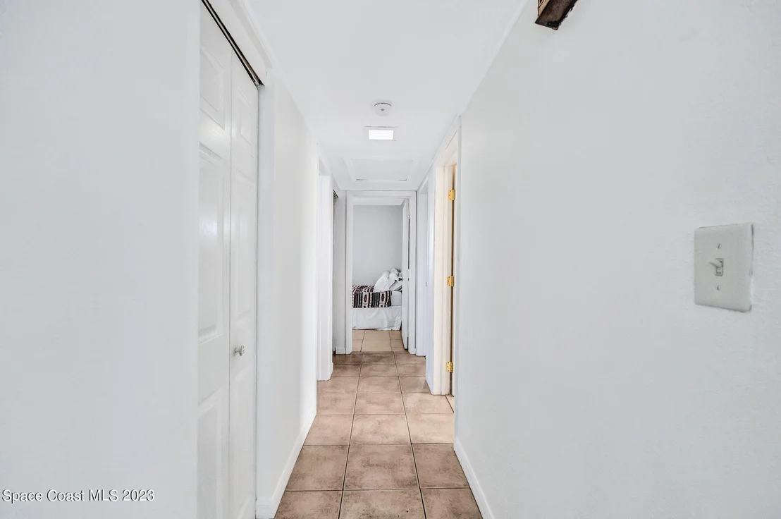 Photo of 2981 Kosuth Road NE