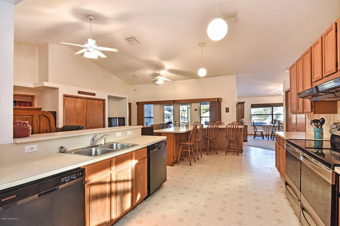 Photo of 5265 Pine Street