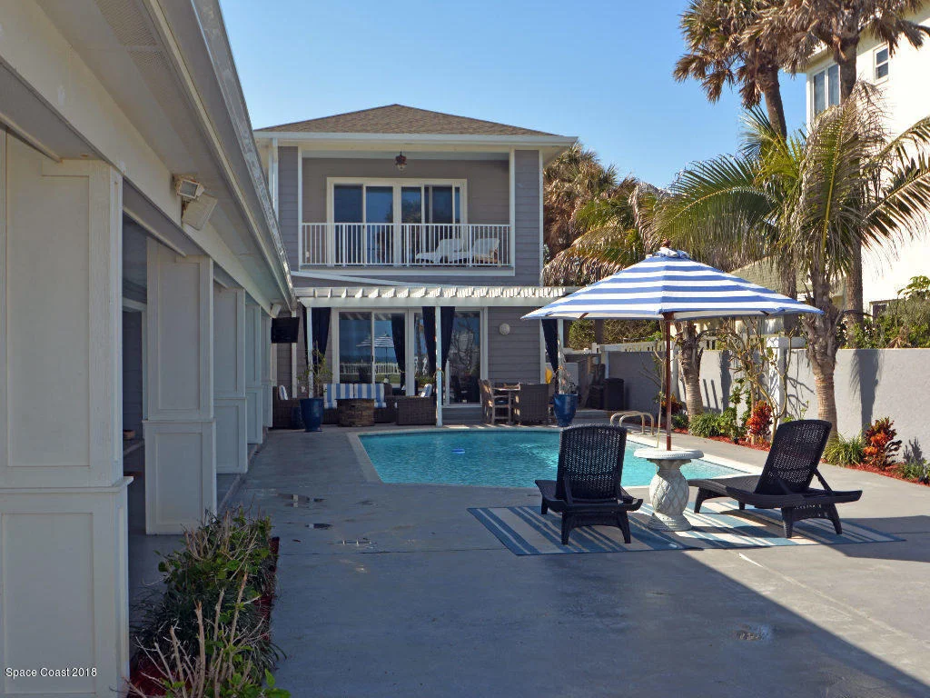 Photo of 745 Beach Street