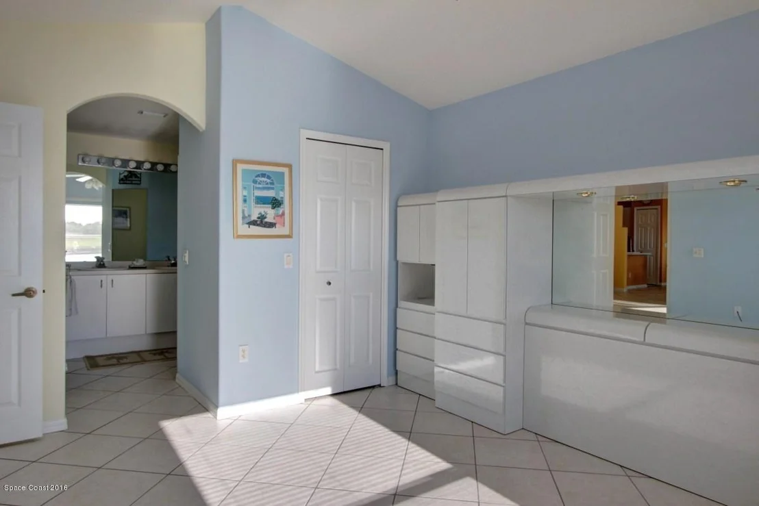 Photo of 2540 Addington Circle