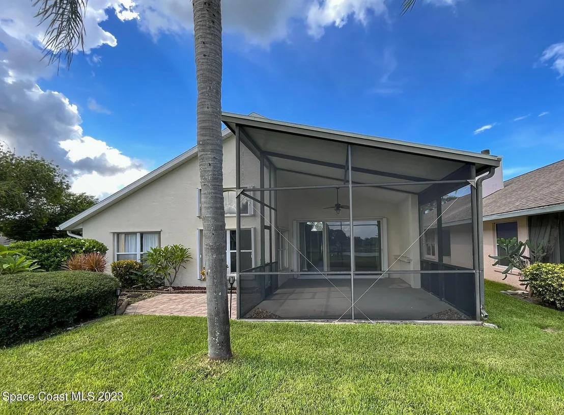 Photo of 3991 Saint Armens Circle