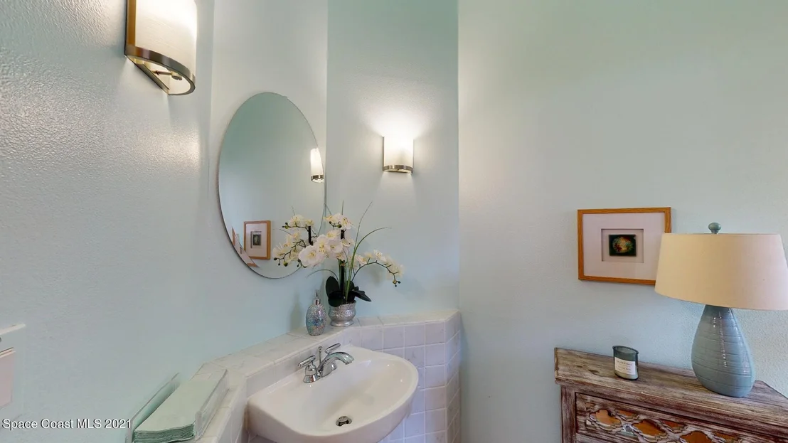 Photo of 400 Bay Point Drive