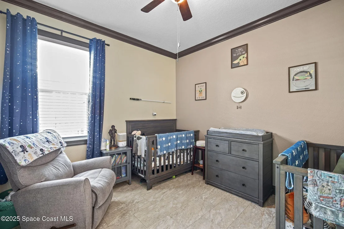 Photo of 381 Waterside Circle