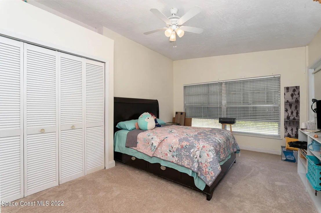 Photo of 1024 Daytona Drive NE